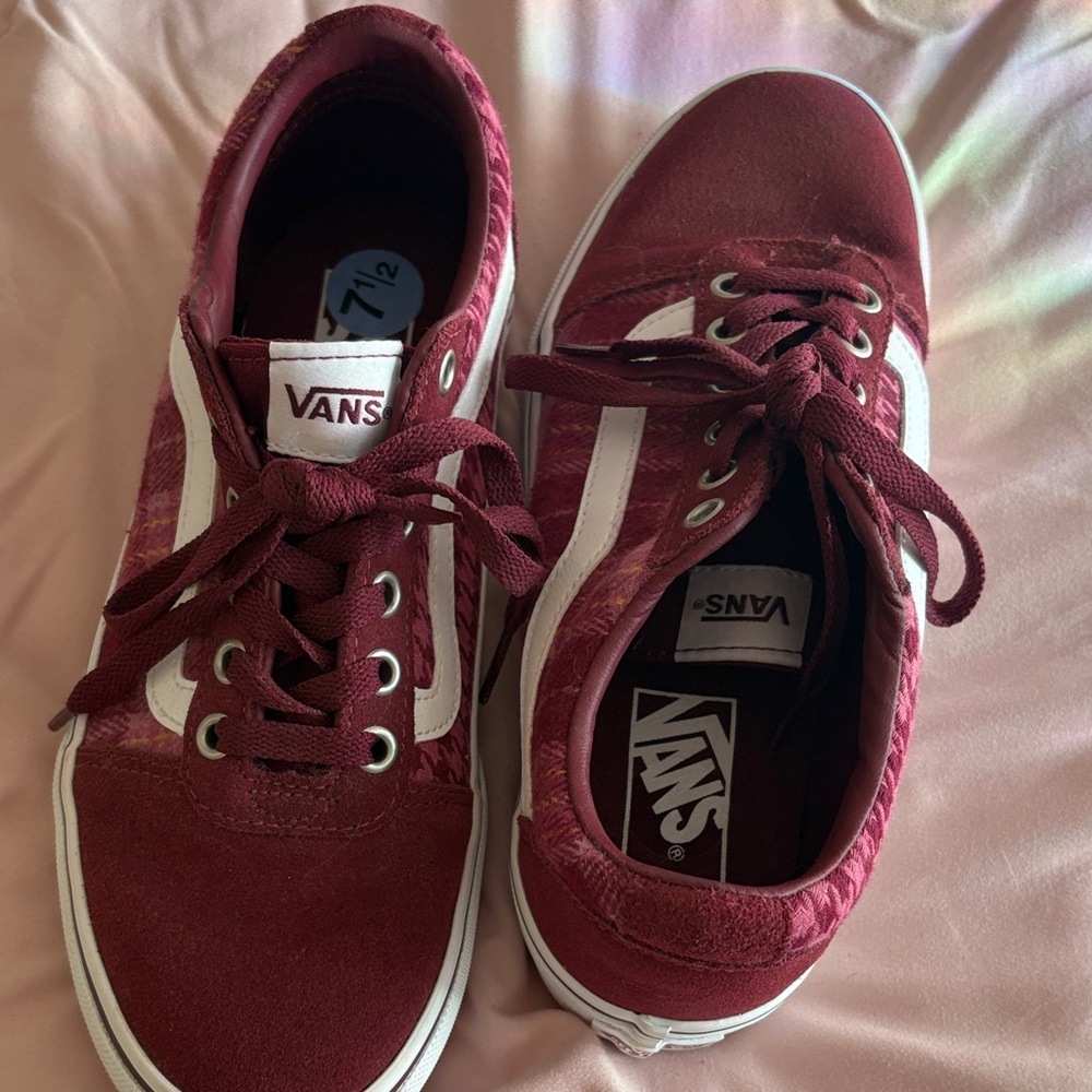 Vans Women's Burgundy Patterned Platform Sneakers